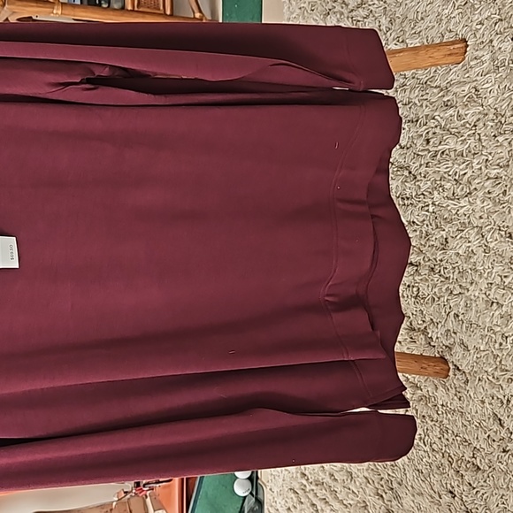 Lou & Grey Sweatshirt - Picture 2 of 5